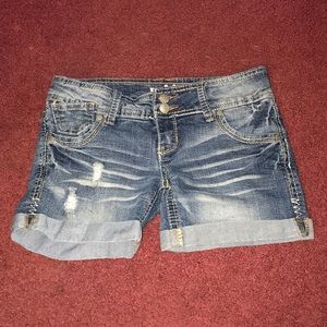 Reign Jean Shorts. Size 3.